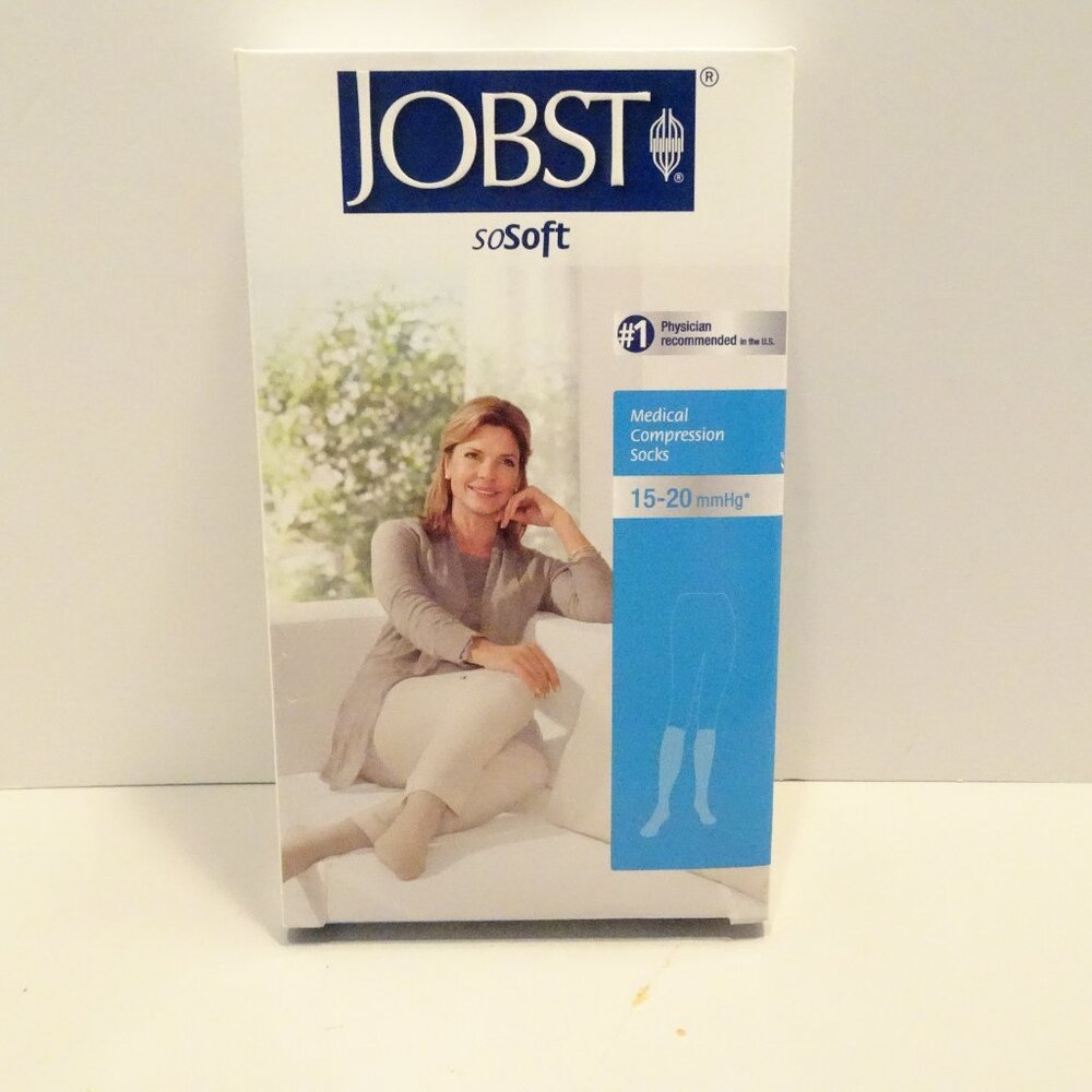 JOBST SoSoft Ribbed Pattern Knee High Socks 15-20mmHg (Black) Size S
